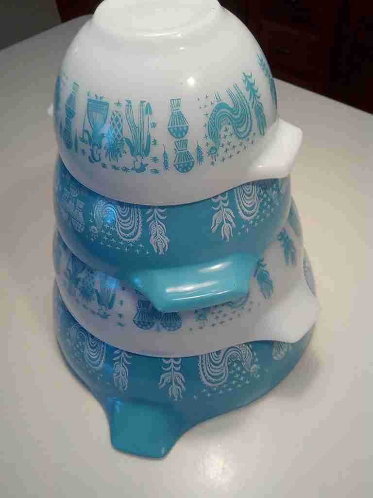 VINTAGE PYREX are pyrex glass bowls dishwasher safe?